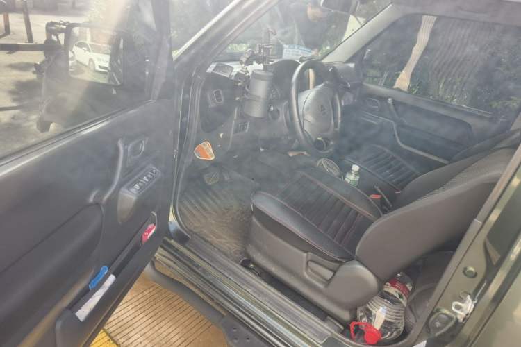 Used Suzuki Jimny 2015 1.3 AT JLX Driver Seat