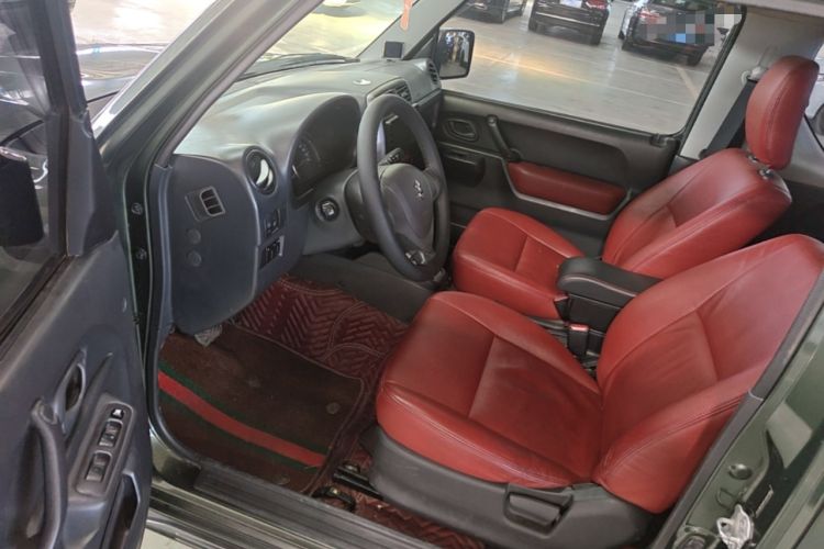 Used Suzuki Jimny 2015 1.3 AT JLX Driver Seat