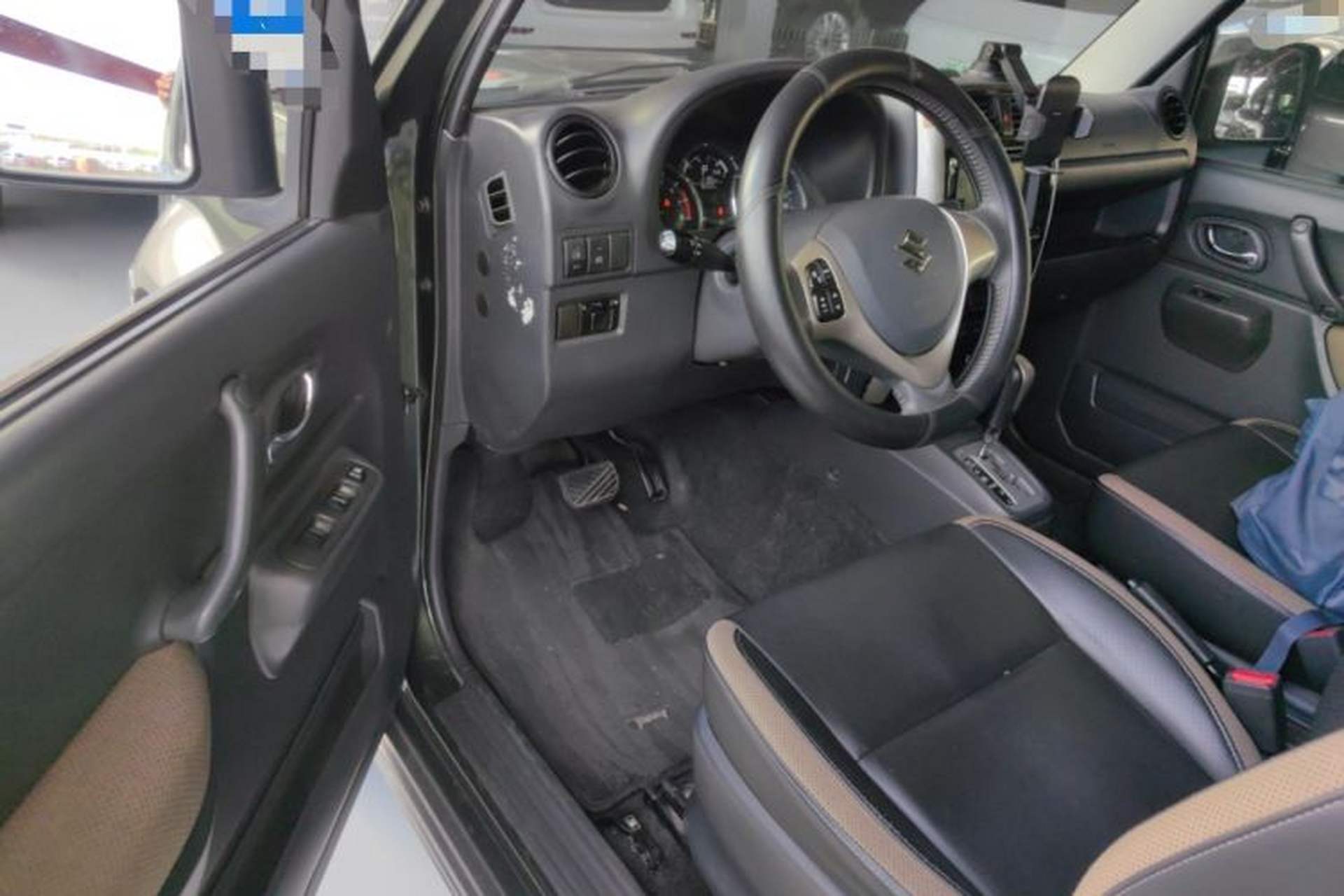 Used Suzuki Jimny 2015 1.3 AT Mode3 Navigation Edition Driver Seat