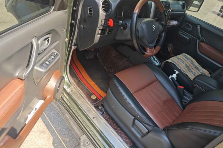 Used Suzuki Jimny 2015 1.3 AT JLX Driver Seat