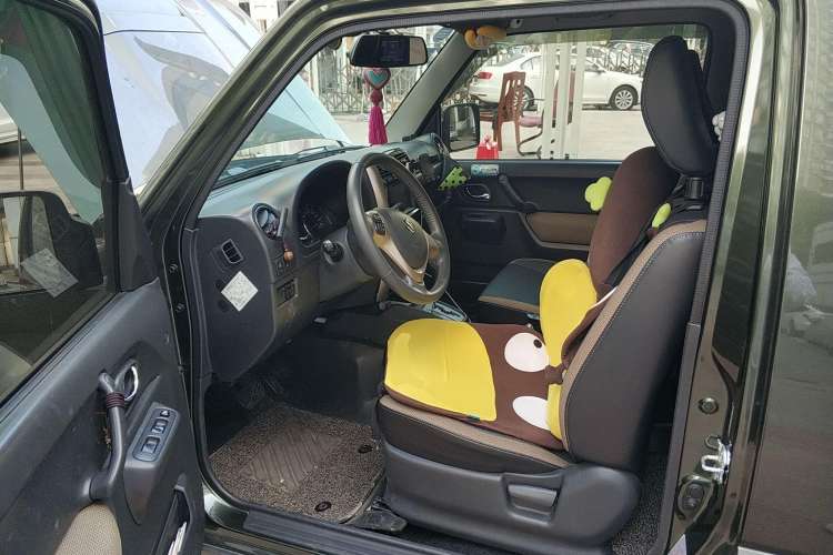 Used Suzuki Jimny 2015 1.3 AT Mode3 Navigation Edition Driver Seat
