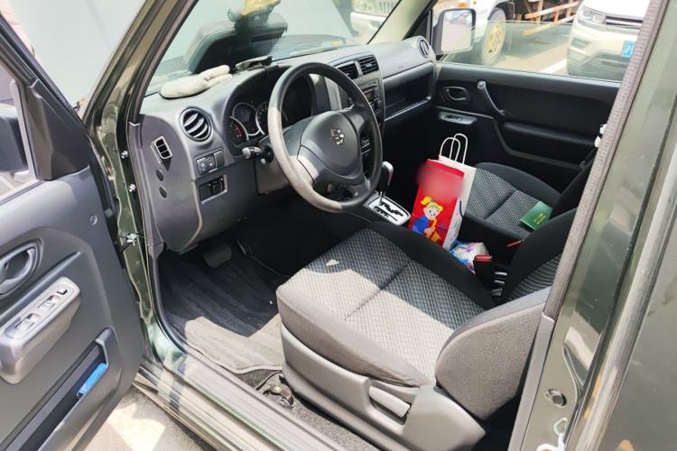 Used Suzuki Jimny 2015 1.3 AT JLX Driver Seat