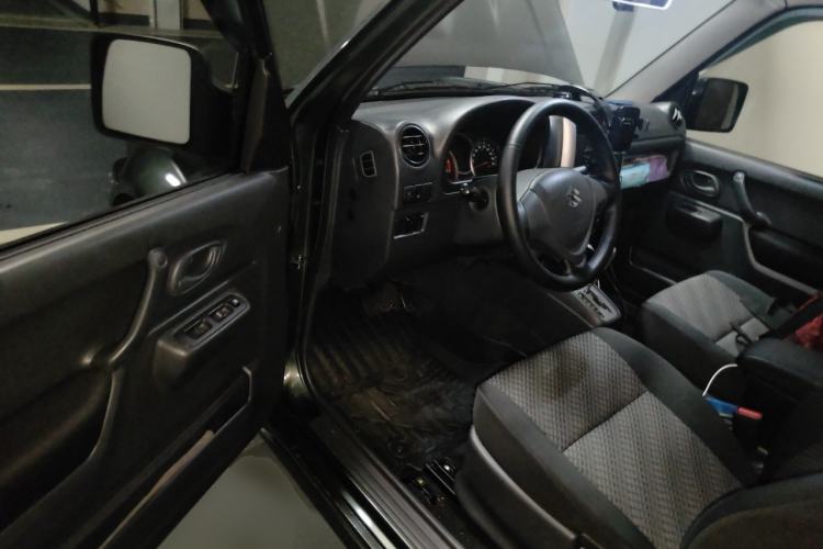 Used Suzuki Jimny 2015 1.3 AT JLX Driver Seat