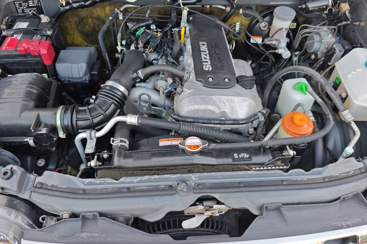 Used Suzuki Jimny 2015 1.3 AT Mode3 Navigation Edition Engine Bay