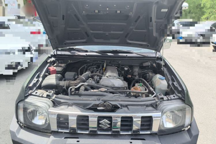 Used Suzuki Jimny 2015 1.3 AT JLX Engine Bay