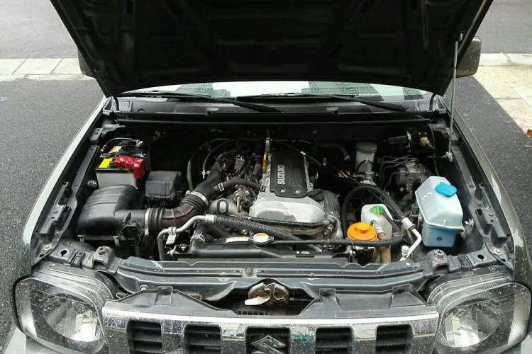 Used Suzuki Jimny 2015 1.3 MT JLX Navigation Edition Engine Bay