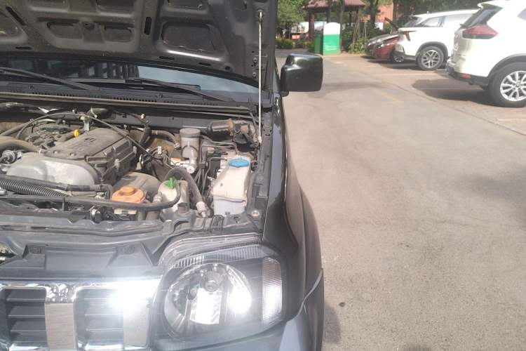 Used Suzuki Jimny 2015 1.3 AT Mode3 Navigation Edition Engine Bay Left