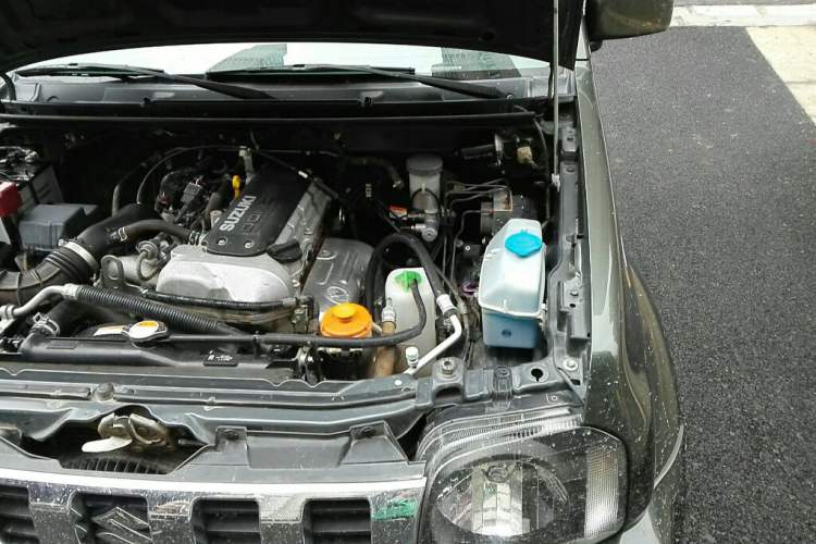 Used Suzuki Jimny 2015 1.3 MT JLX Navigation Edition Engine Bay Left