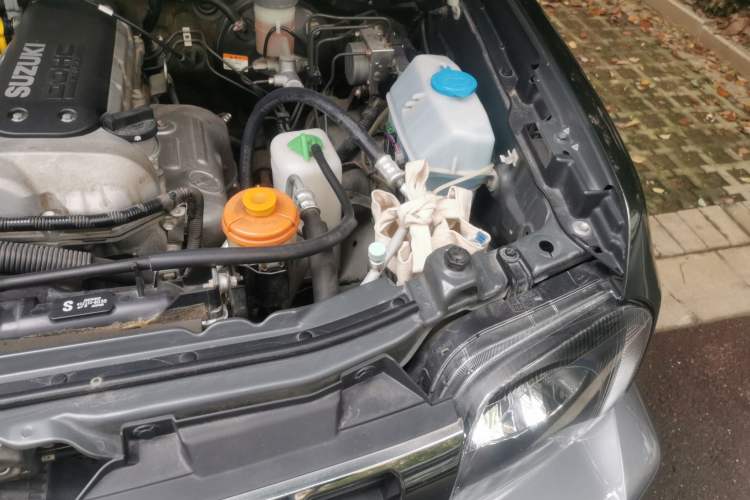 Used Suzuki Jimny 2015 1.3 AT Mode3 Navigation Edition Engine Bay Left