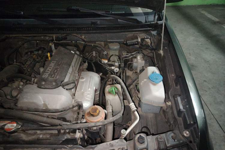 Used Suzuki Jimny 2015 1.3 AT JLX Engine Bay Left