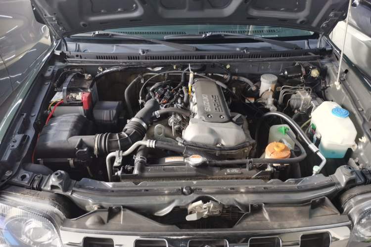 Used Suzuki Jimny 2015 1.3 AT Mode3 Navigation Edition Engine Bay
