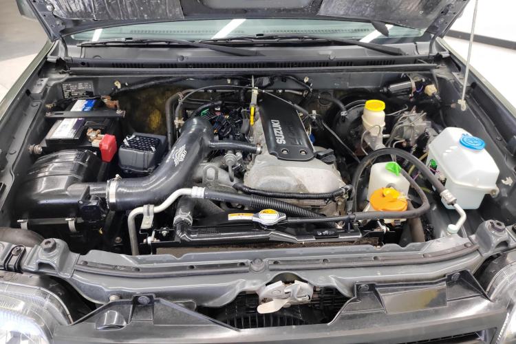Used Suzuki Jimny 2015 1.3 AT JLX Engine Bay