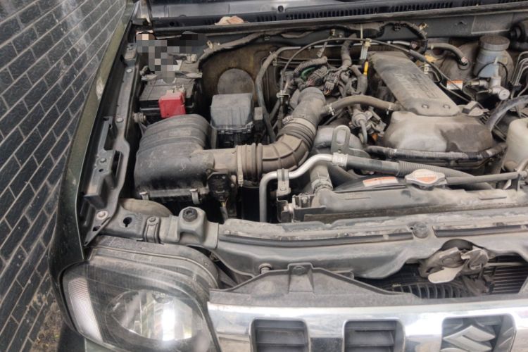 Used Suzuki Jimny 2015 1.3 AT JLX Engine Bay Right