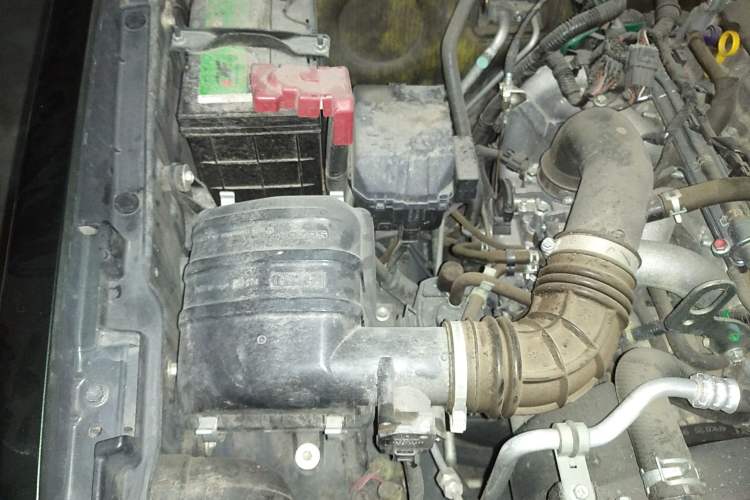Used Suzuki Jimny 2015 1.3 MT JLX Engine Bay Right