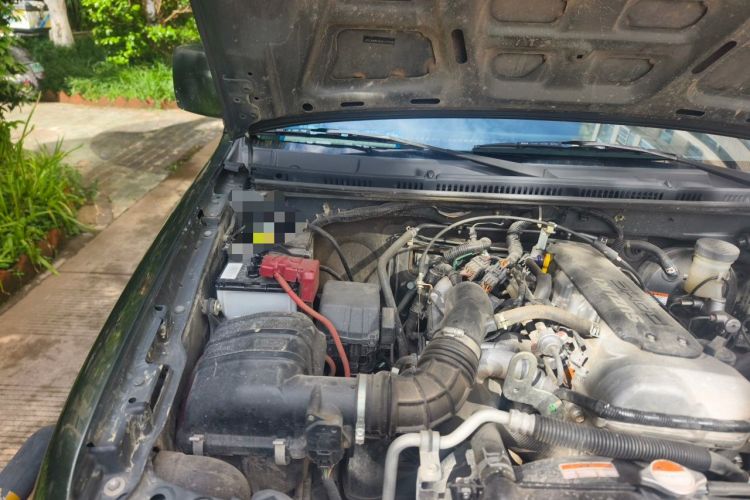 Used Suzuki Jimny 2015 1.3 AT JLX Engine Bay Right