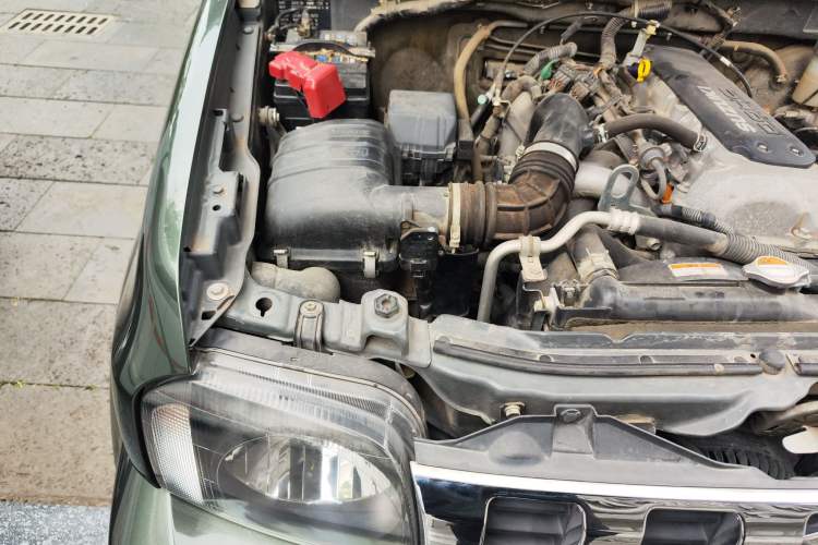 Used Suzuki Jimny 2015 1.3L AT JLX Navigation Edition Engine Bay Right