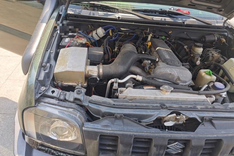Used Suzuki Jimny 2015 1.3 AT JLX Engine Bay Right
