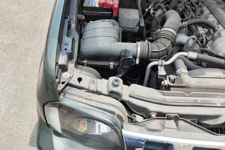 Used Suzuki Jimny 2015 1.3 AT JLX Engine Bay Right