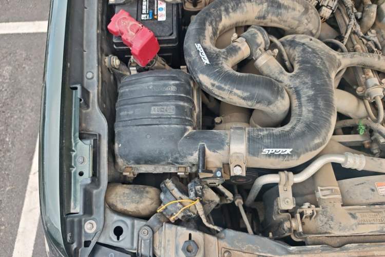Used Suzuki Jimny 2015 1.3 AT JLX Engine Bay Right