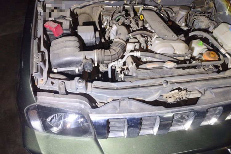 Used Suzuki Jimny 2015 1.3 AT JLX Engine Bay Right