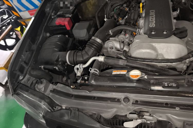 Used Suzuki Jimny 2015 1.3 AT JLX Engine Bay Right