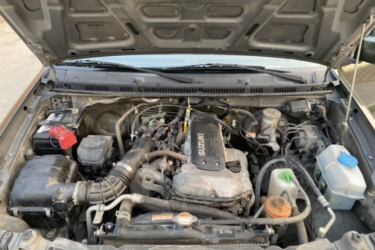 Used Suzuki Jimny 2015 1.3 AT JLX Engine Bay