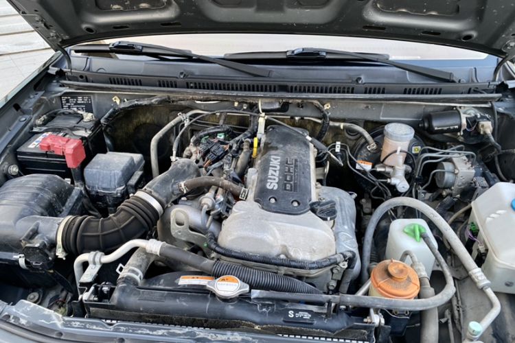 Used Suzuki Jimny 2015 1.3 AT JLX Engine Bay
