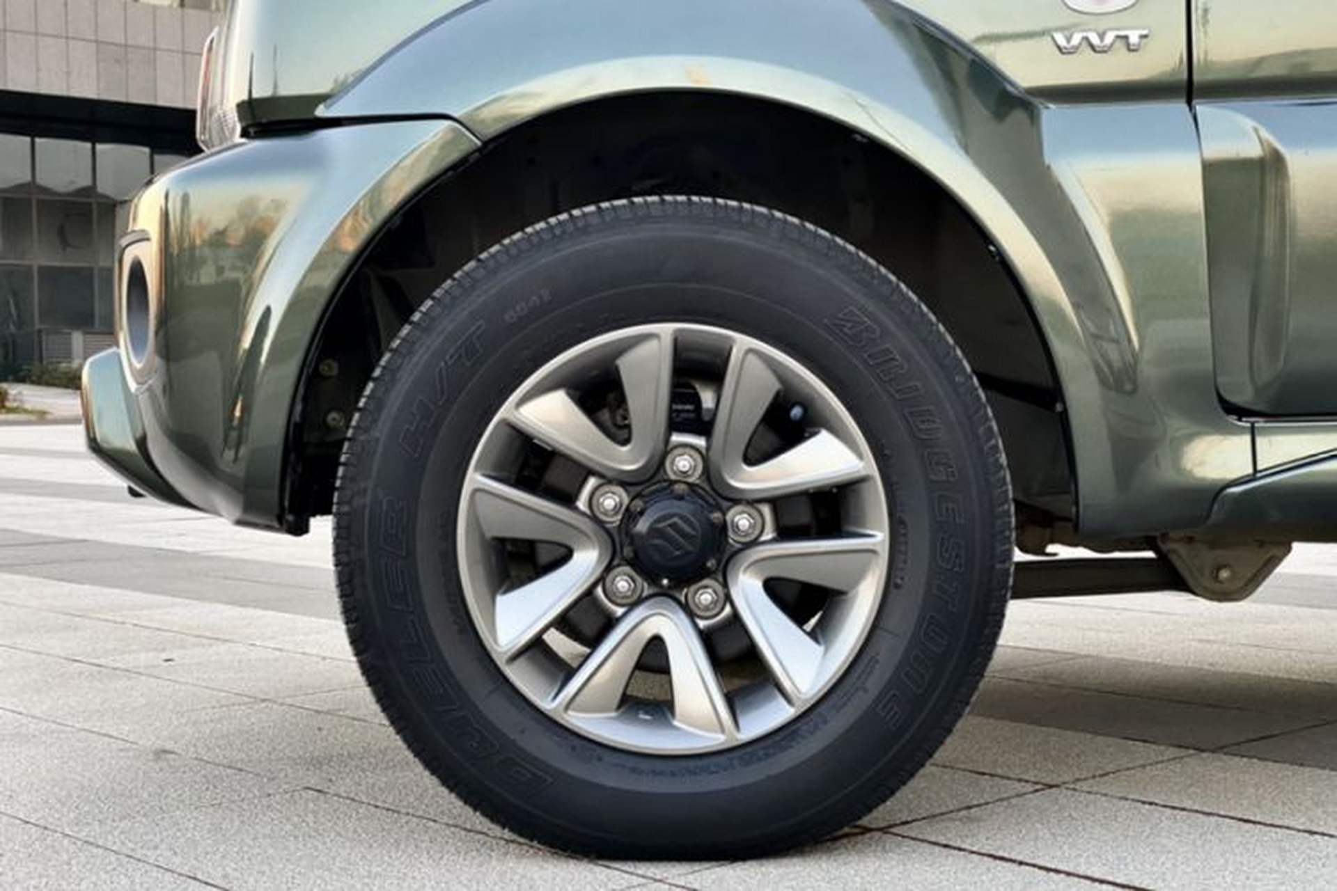 Used Suzuki Jimny 2015 1.3 AT JLX Exterior 1