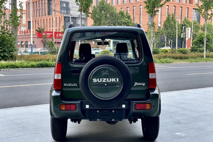 Used Suzuki Jimny 2015 1.3 AT JLX Exterior 2