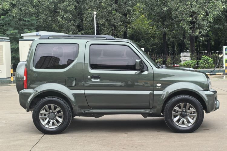 Used Suzuki Jimny 2015 1.3 AT JLX Exterior 3
