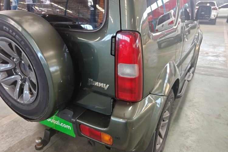 Used Suzuki Jimny 2015 1.3 AT JLX Exterior 3