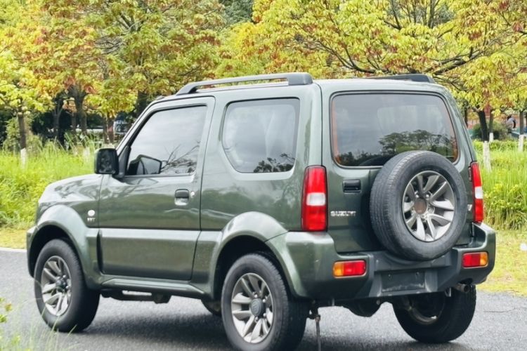 Used Suzuki Jimny 2015 1.3L AT JLX Navigation Edition Exterior 3