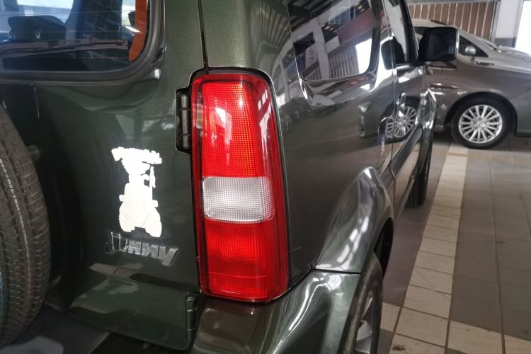 Used Suzuki Jimny 2015 1.3 AT JLX Exterior 3