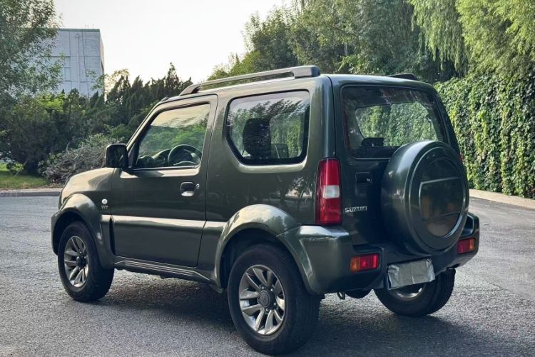Used Suzuki Jimny 2015 1.3 AT JLX Exterior 5