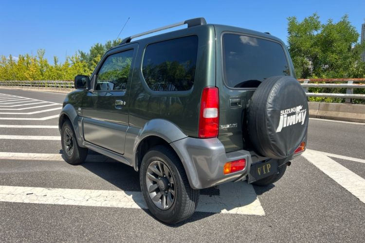 Used Suzuki Jimny 2015 1.3 AT Mode3 Navigation Edition Exterior 7