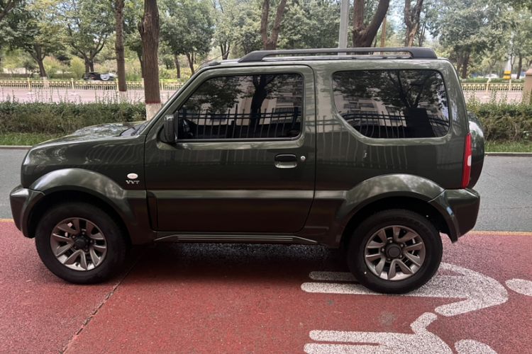 Used Suzuki Jimny 2015 1.3 AT JLX Exterior 7
