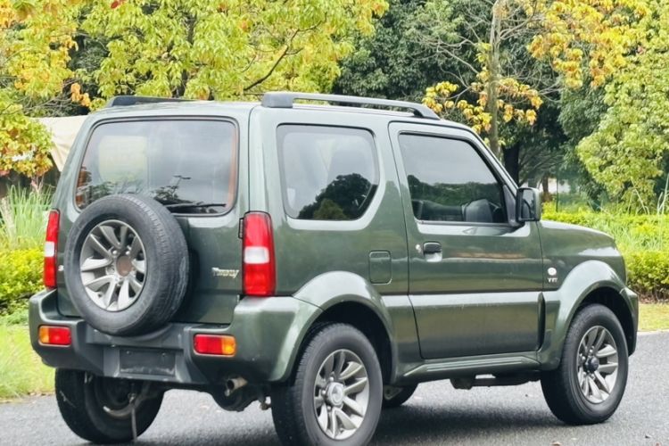 Used Suzuki Jimny 2015 1.3L AT JLX Navigation Edition Exterior 7
