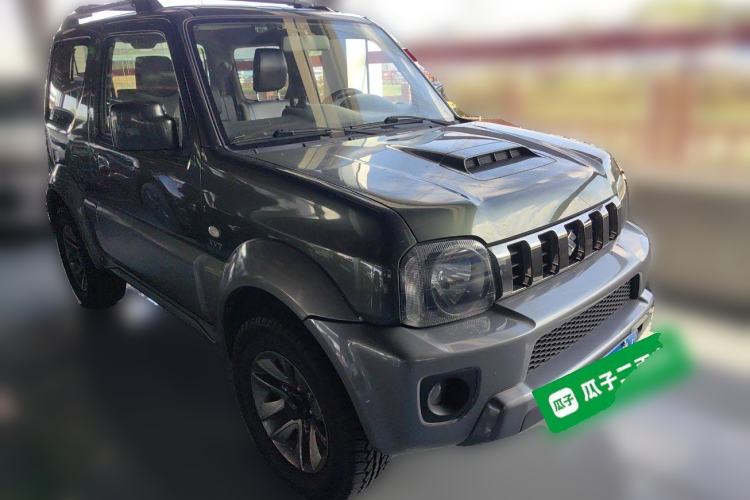 Used Suzuki Jimny 2015 1.3 AT Mode3 Navigation Edition Front Right 45 Deg