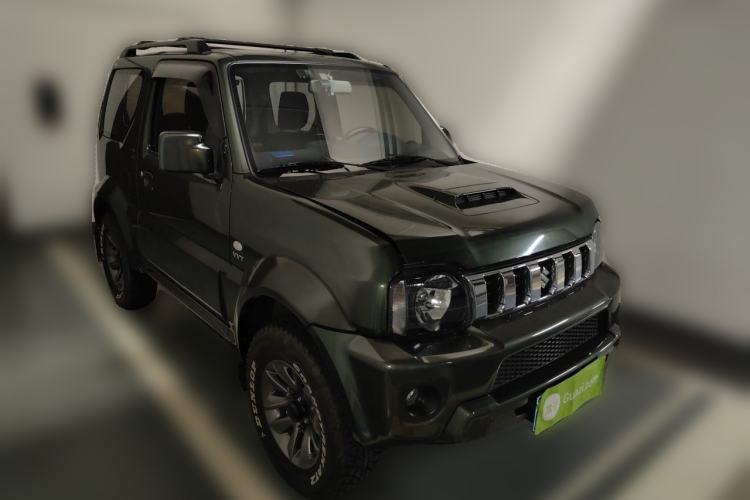 Used Suzuki Jimny 2015 1.3 AT JLX Front Right 45 Deg