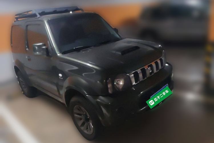 Used Suzuki Jimny 2015 1.3 AT JLX Front Right 45 Deg