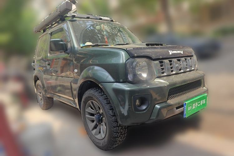 Used Suzuki Jimny 2015 1.3 AT JLX Front Right 45 Deg