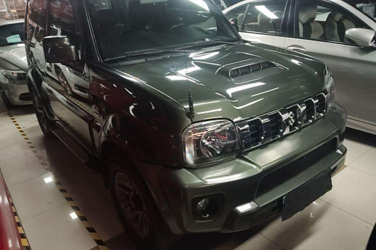 Used Suzuki Jimny 2015 1.3 AT JLX Front Right 45 Deg