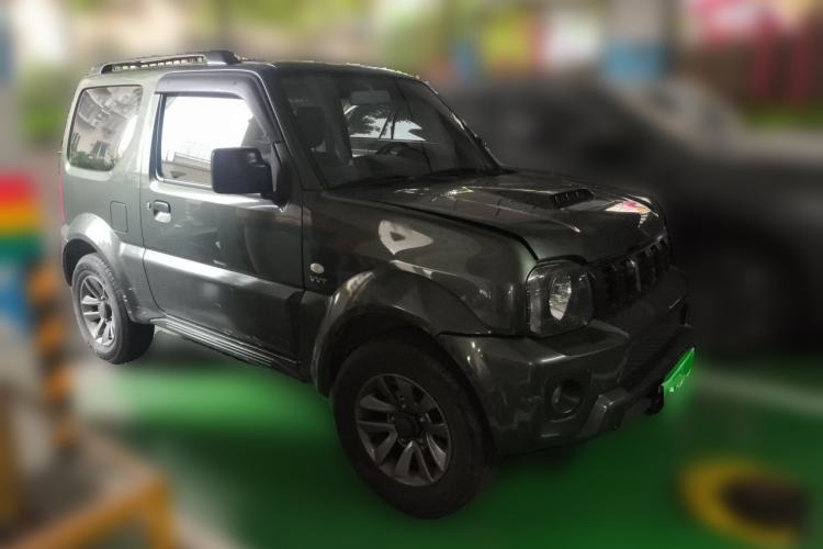 Used Suzuki Jimny 2015 1.3 AT JLX Front Right 45 Deg