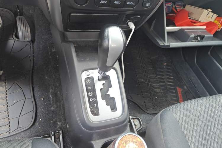 Used Suzuki Jimny 2015 1.3 AT JLX Gear Lever