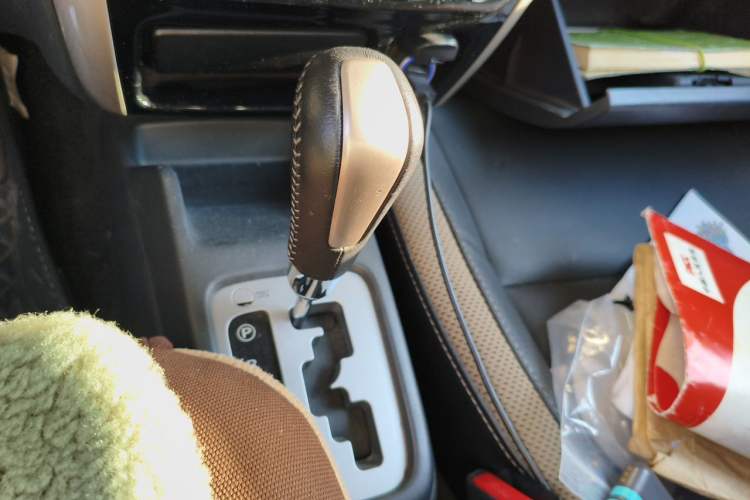 Used Suzuki Jimny 2015 1.3 AT Mode3 Navigation Edition Gear Lever