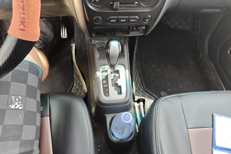 Used Suzuki Jimny 2015 1.3 AT JLX Gear Lever