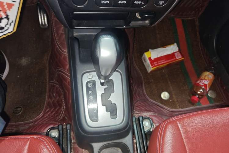 Used Suzuki Jimny 2015 1.3 AT JLX Gear Lever