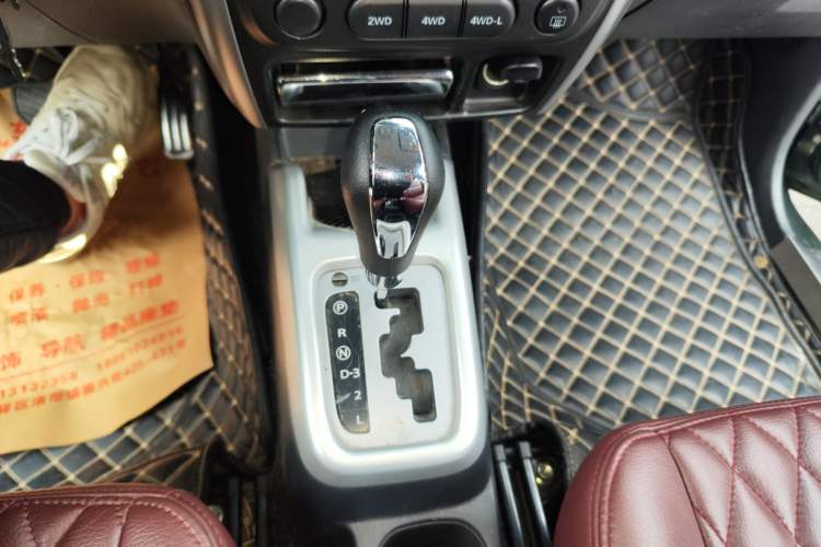 Used Suzuki Jimny 2015 1.3L AT JLX Navigation Edition Gear Lever