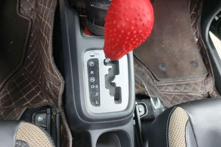Used Suzuki Jimny 2015 1.3 AT Mode3 Navigation Edition Gear Lever