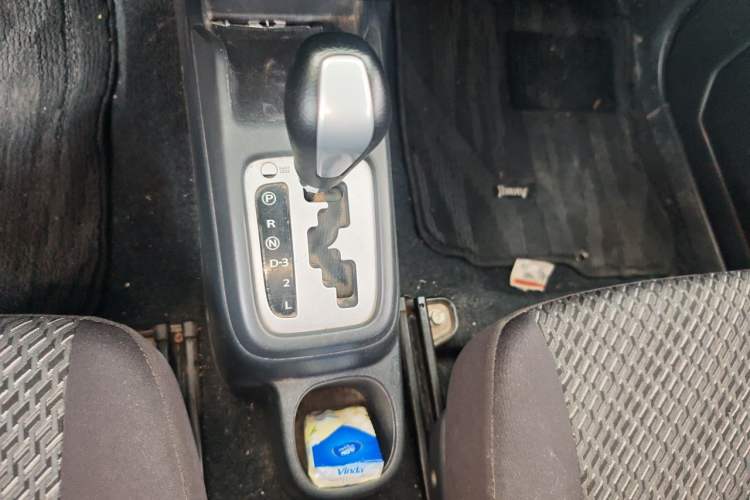 Used Suzuki Jimny 2015 1.3 AT JLX Gear Lever